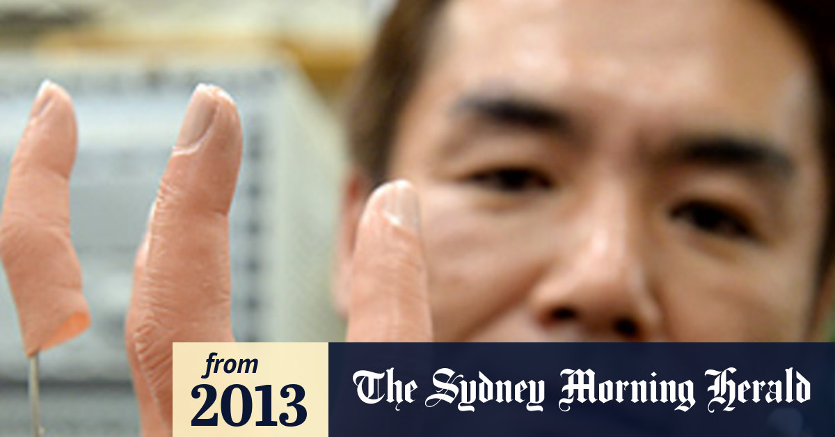 Fake fingers help exyakuza lead lawful life